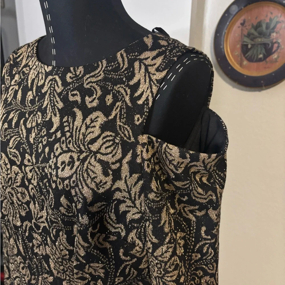 Eliza J Black and Gold Long Sleeve Dress - Picture 3 of 5